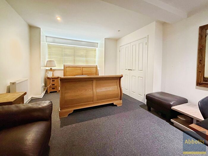 1 Bedroom Property To Rent In Thorpe Road, Norwich, NR1