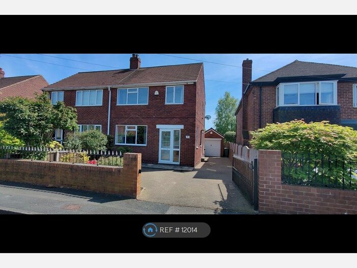 3 Bedroom Semi-Detached House To Rent In Millfield Crescent, Pontefract, WF8
