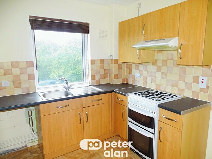 2 Bedroom Apartment To Rent In Ward Close, Newport, NP19