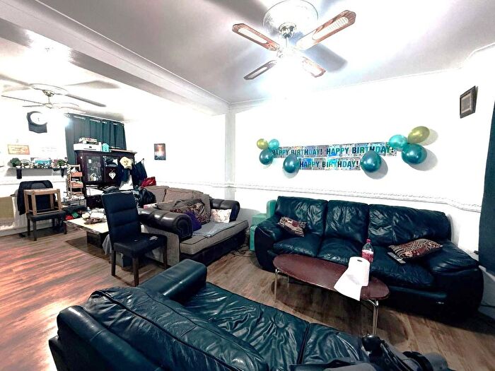 3 Bedroom Terraced House To Rent In Ilford, IG1