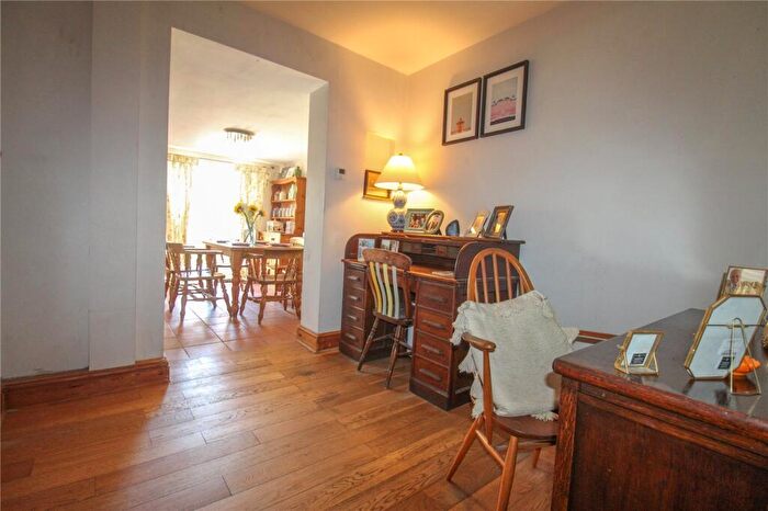 3 Bedroom Terraced House For Sale In Whiterow Park, Trowbridge, BA14