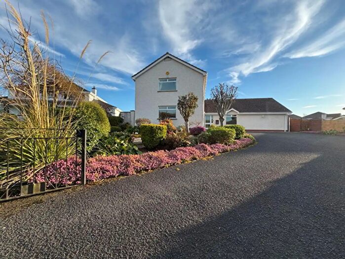 4 Bedroom Detached Split-level Bungalows For Sale In Millgrove Park, Eglinton, BT47