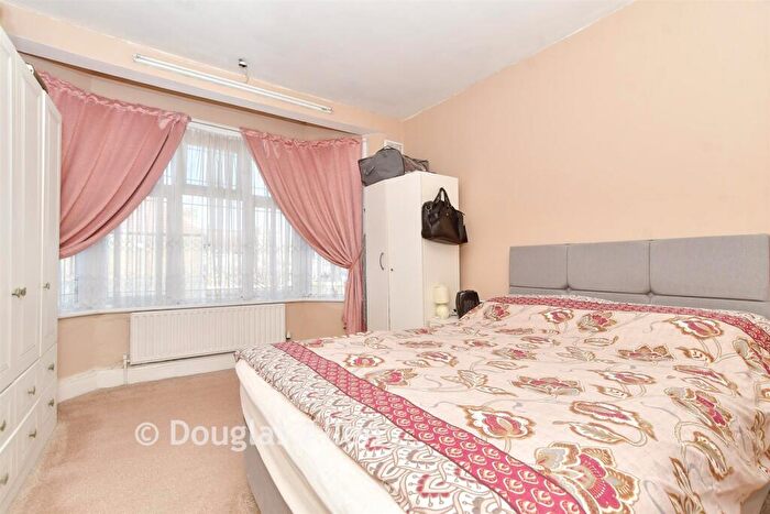 3 Bedroom Terraced House For Sale In Lombard Avenue, Ilford, Essex, IG3