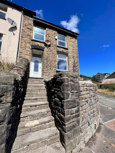 3 Bedroom End Of Terrace House To Rent In Howard Street, Clydach Vale, CF40