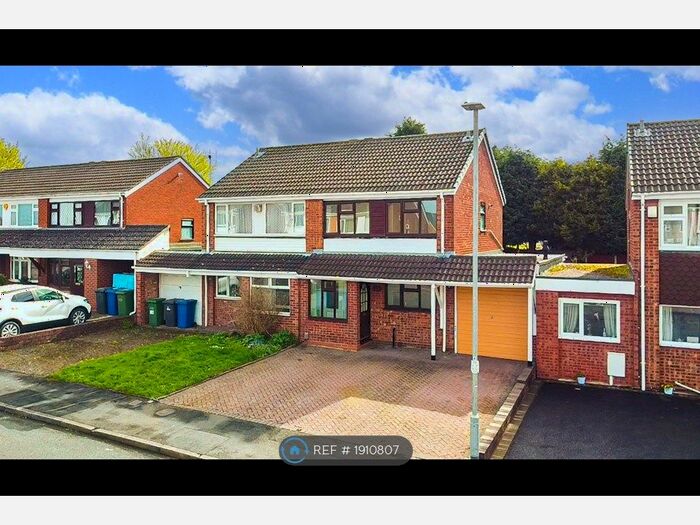 3 Bedroom Semi-Detached House To Rent In Riley, Tamworth, B77