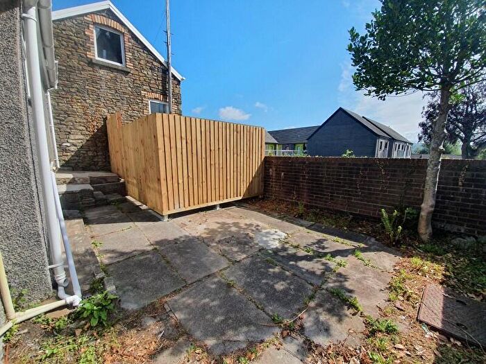 2 Bedroom Detached Bungalow To Rent In Glantawe Street, Morriston, Swansea, SA6