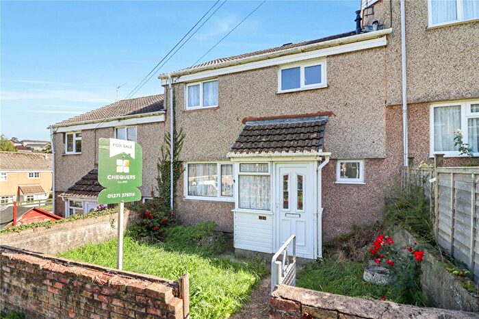 3 Bedroom Terraced House For Sale In Martin Road, Barnstaple, Devon, EX32
