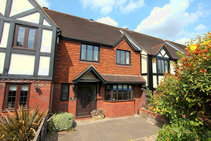3 Bedroom Terraced House To Rent In South Park, Gerrards Cross, SL9