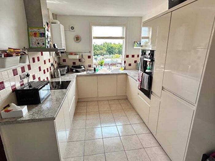 3 Bedroom Semi-Detached House For Sale In Barnsley Road, Wath-Upon-Dearne, Rotherham, S63