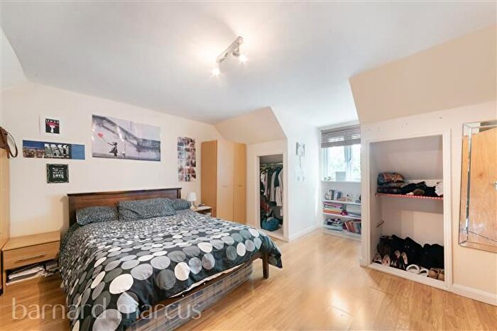 5 Bedroom Flat To Rent In Kennington Road, Kennington, London, SE11