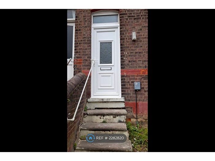2 Bedroom Terraced House To Rent In Milton Road, Luton, LU1