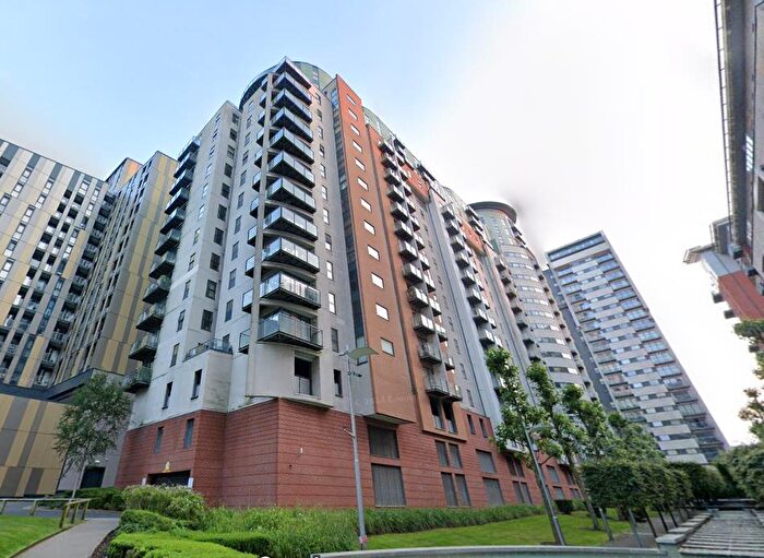 2 Bedroom Flat To Rent In Jefferson Place, Fernie Street, Manchester, M4