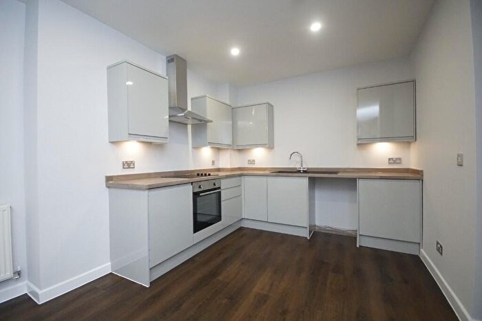2 Bedroom Apartment For Sale In Burch House, Park Terr, Glossop, **L@@K Landlords**, SK13