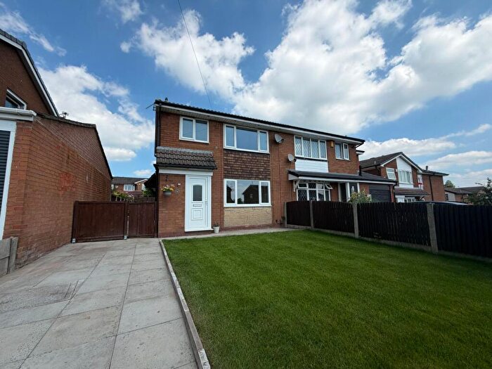3 Bedroom Semi-Detached House For Sale In Harper Fold Road, Radcliffe, Manchester, M26