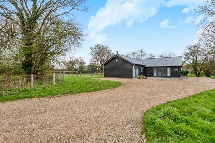 3 Bedroom Detached House To Rent In Sprigs Holly, Chinnor, Oxfordshire, OX39