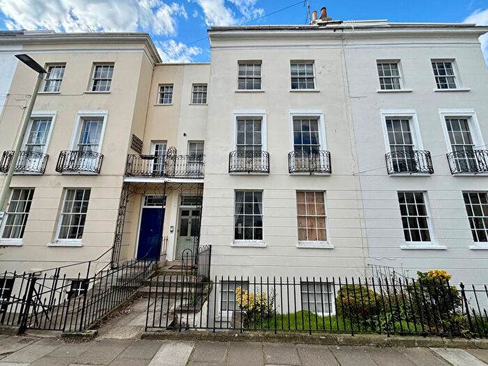1 Bedroom Apartment For Sale In Montpellier Villas, Cheltenham, Gloucestershire, GL50