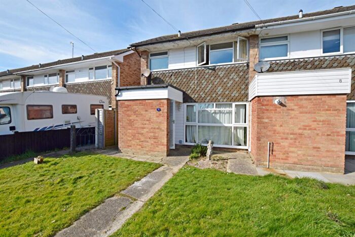 3 Bedroom End Of Terrace House To Rent In Burchett Walk, Bognor Regis, PO21