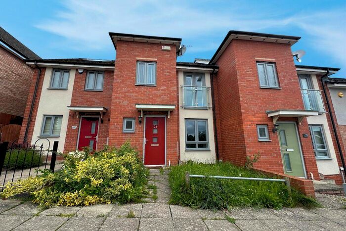 3 Bedroom Terraced House To Rent In Lydney Court, Throckley, NE15