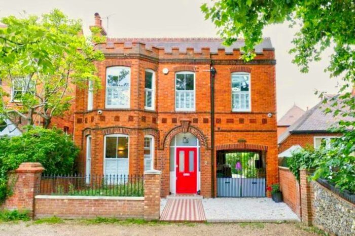 4 Bedroom Detached House To Rent In Norman Avenue, Henley-On-Thames, RG9