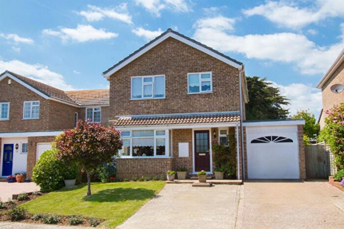 3 Bedroom Detached House For Sale In North Way, Seaford, BN25