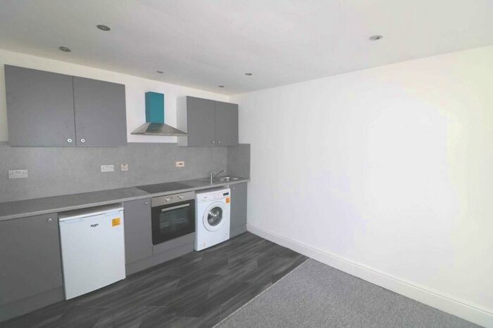 2 Bedroom Flat To Rent In Fairfield Street, Liverpool, L7