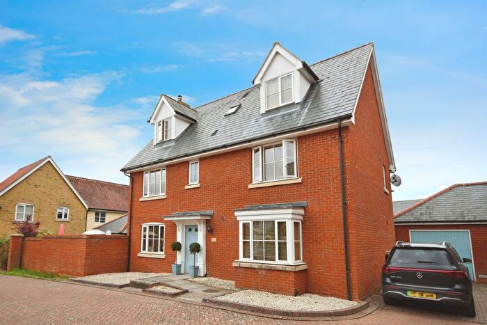 5 Bedroom Detached House For Sale In School Lane, Great Leighs, Chelmsford, CM3
