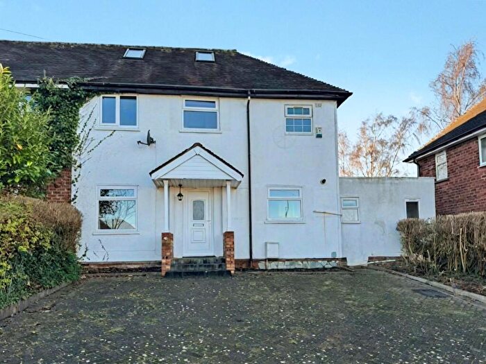 4 Bedroom Semi Detached House To Rent In Blackberry Lane, Sutton Coldfield, B74