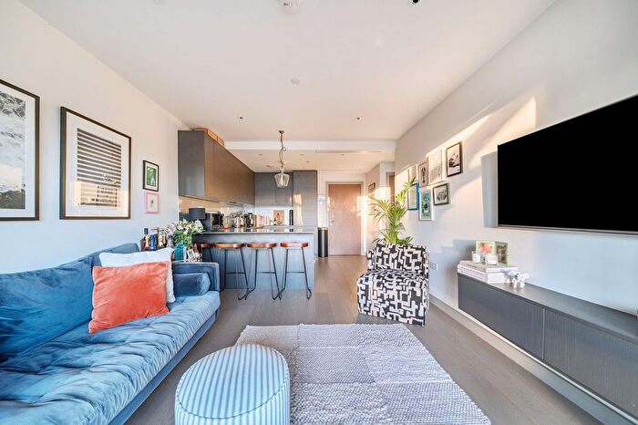 1 Bedroom Flat To Rent In Long Lane, Taper Building, SE1