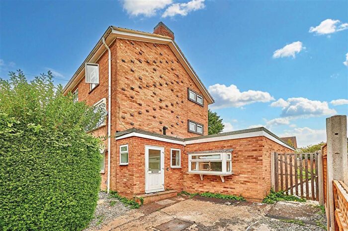 4 Bedroom Flat For Sale In Manor Road, Stansted, CM24