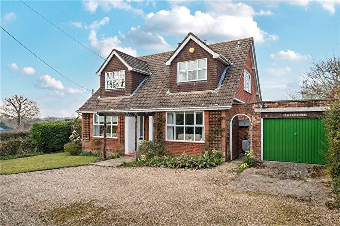 4 Bedroom Detached House For Sale In Maurys Lane, West Wellow, Romsey, Hampshire, SO51