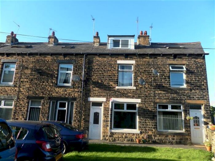 3 Bedroom Terraced House To Rent In Oakroyd Terrace, Pudsey, LS28