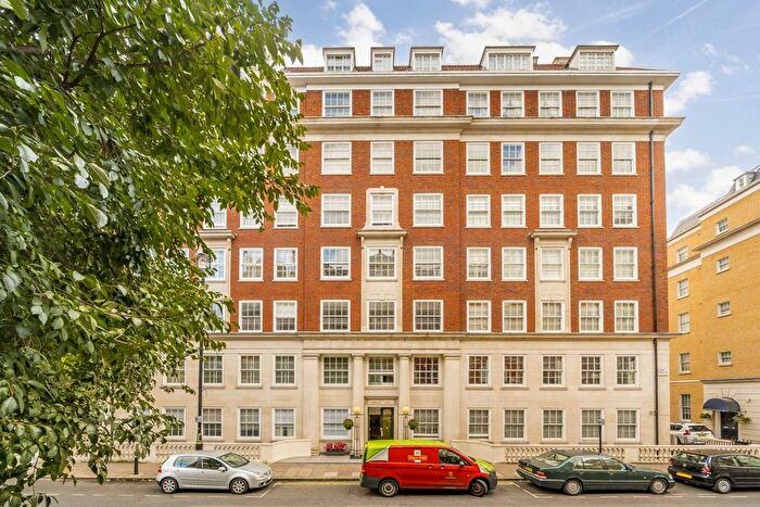 3 Bedroom Flat For Sale In George Street, Marylebone, W1H