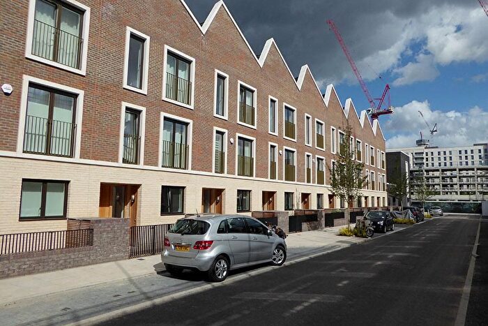 4 Bedroom Terraced House To Rent In Keirin Road, Stratford, London, E20