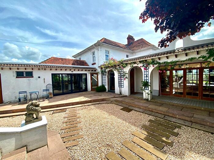 4 Bedroom Detached House To Rent In Birchill Lane, Frome, BA11