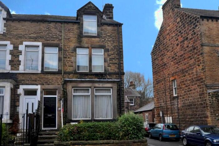 1 Bedroom Flat To Rent In Mayfield Grove, Harrogate, North Yorkshire, HG1