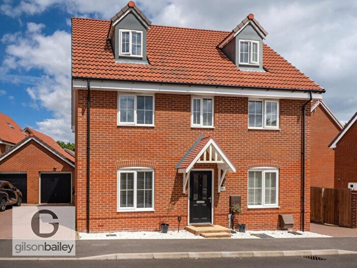 5 Bedroom House To Rent In Kingfisher Road, Sprowston, Norwich, NR7
