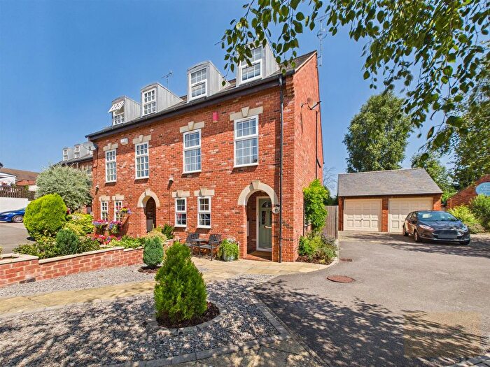 4 Bedroom Town House For Sale In Church Road, Churchdown, Gloucester, GL3