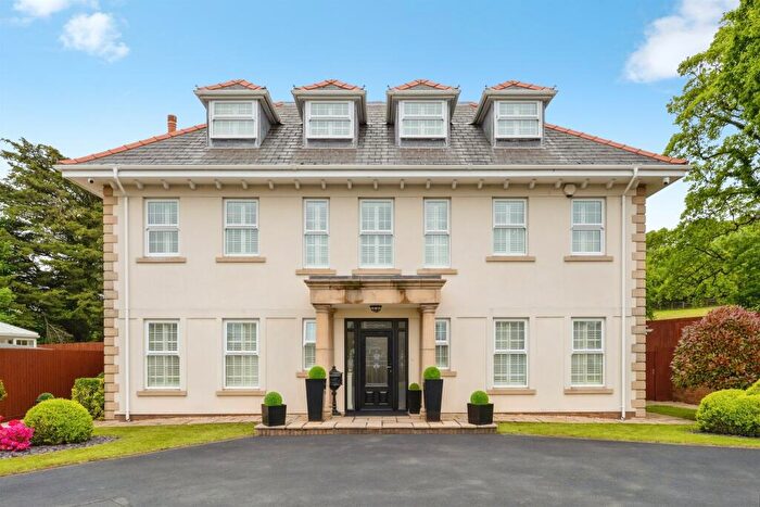 5 Bedroom Detached House For Sale In Cwrt Ty Gwyn, Llangennech, Llanelli, SA14