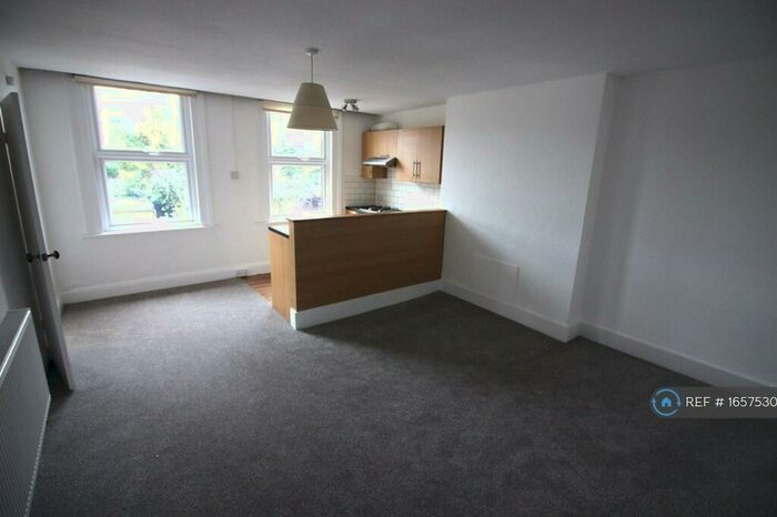 1 Bedroom Flat To Rent In Bromley Road, London, SE6