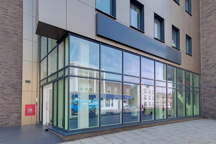 1 Bedroom Flat To Rent In Central Cross Apartments, Central Croydon, Croydon, CR0