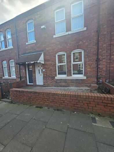 2 Bedroom Flat To Rent In Lansdowne Terrace, North Shields, Tyne & Wear, NE29