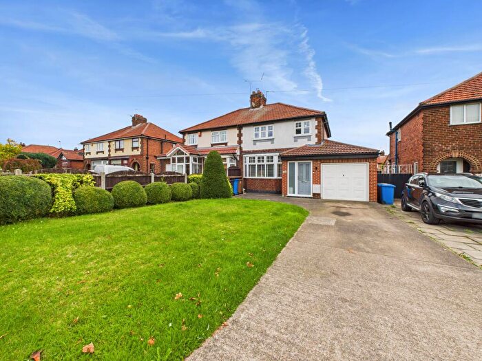 3 Bedroom Semi Detached House For Sale In Wiltshire Road, Chaddesden, DE21