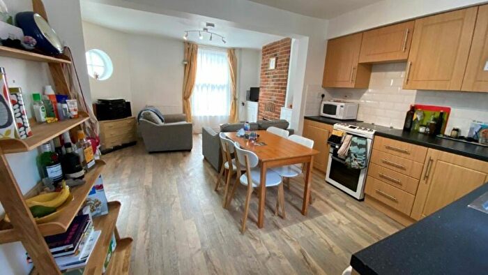 2 Bedroom House To Rent In St Edmunds Road, Canterbury Ref -, CT1