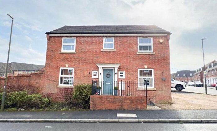 4 Bedroom Detached House For Sale In James Street, Leabrooks, Alfreton, DE55
