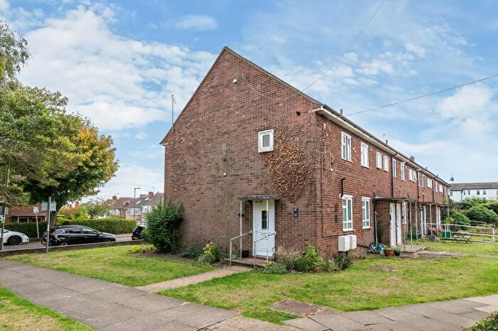 1 Bedroom Flat To Rent In High Street, Barnet, EN5