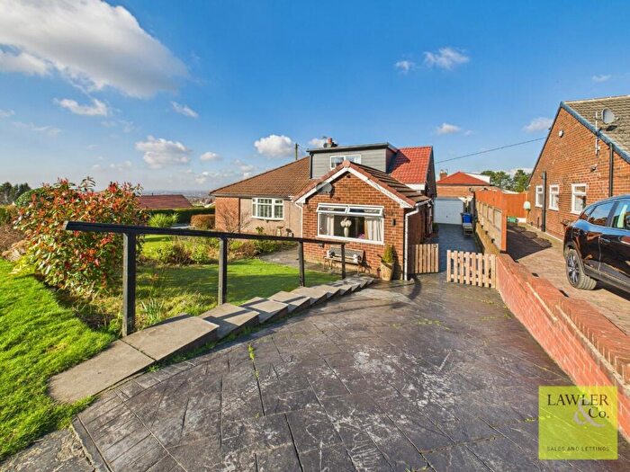 3 Bedroom Semi-Detached Bungalow For Sale In Brabyns Road, Hyde, Tameside, SK14