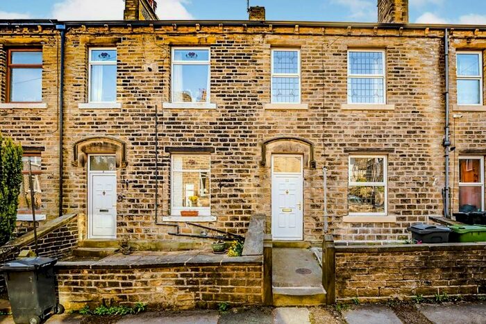 3 Bedroom Terraced House To Rent In Rock Street, Longwood, Huddersfield, HD3