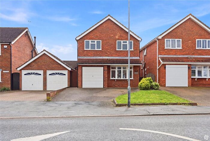 4 Bedroom Detached House For Sale In Clements Green Lane, South Woodham Ferrers, Chelmsford, Essex, CM3