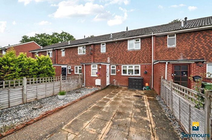 3 Bedroom Terraced House For Sale In Wood Street Village, Guildford, Surrey, GU3