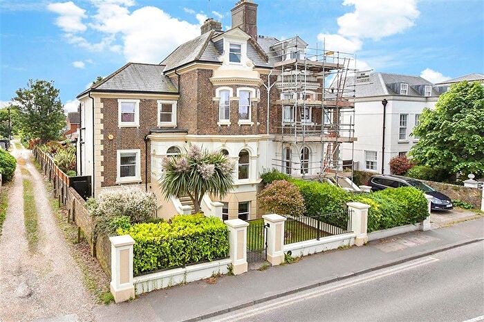 6 Bedroom Semi-detached House For Sale In Dover Road, Walmer, Deal, Kent, CT14